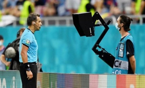 Ofsayd qərarları artıq "robot"lara həvalə olunur